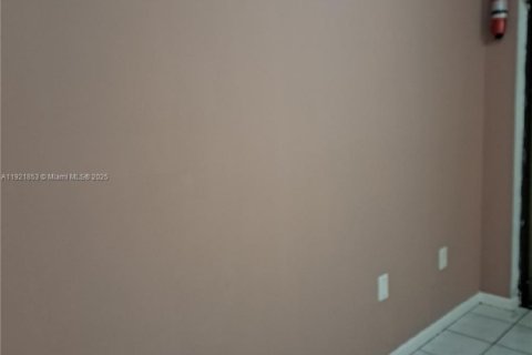 Adosado en venta en Homestead, Florida, 3 dormitorios, 89.56 m2 № 1975772 - foto 6