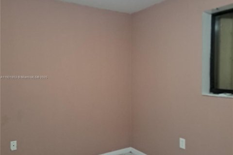 Adosado en venta en Homestead, Florida, 3 dormitorios, 89.56 m2 № 1975772 - foto 16