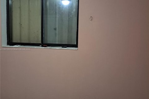 Adosado en venta en Homestead, Florida, 3 dormitorios, 89.56 m2 № 1975772 - foto 13