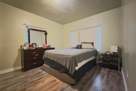 Villa ou maison à vendre à Miami, Floride: 3 chambres, 99.68 m2 № 1924081 - photo 7