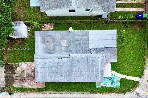 Villa ou maison à vendre à Miami, Floride: 3 chambres, 99.68 m2 № 1924081 - photo 16