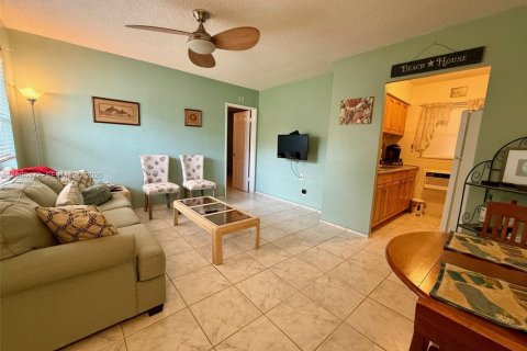 Condominio en alquiler en Pompano Beach, Florida, 1 dormitorio, 44.41 m2 № 2048197 - foto 8