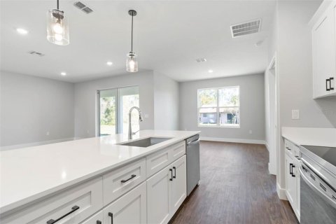 Villa ou maison à vendre à Ocala, Floride: 4 chambres, 174.01 m2 № 2406650 - photo 2