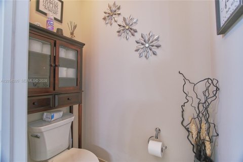 Townhouse in Plantation, Florida 3 bedrooms, 175.77 sq.m. № 2168754 - photo 21