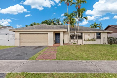 Casa en venta en Homestead, Florida, 3 dormitorios, 174.47 m2 № 2058689 - foto 2