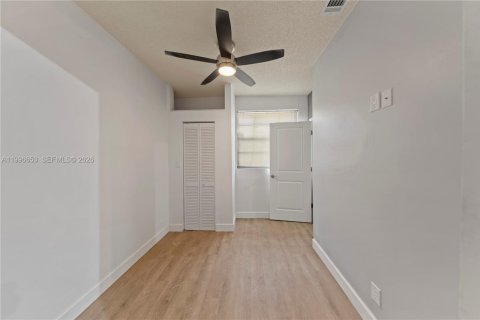 Casa en venta en Homestead, Florida, 3 dormitorios, 174.47 m2 № 2058689 - foto 28