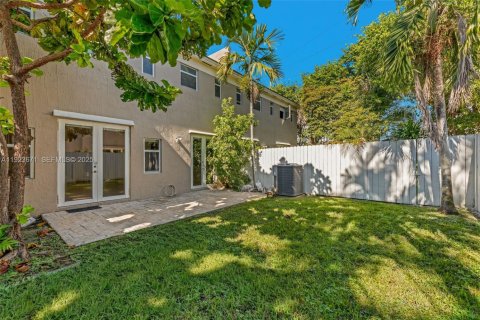 Townhouse in Palmetto Bay, Florida 3 bedrooms, 217.76 sq.m. № 1982084 - photo 30