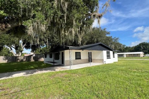 Villa ou maison à vendre à Lakeland, Floride: 3 chambres, 145.3 m2 № 2304481 - photo 4