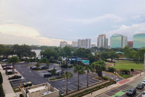 Condo in Orlando, Florida, 1 bedroom  № 1765836 - photo 27
