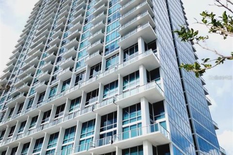 Condo in Orlando, Florida, 1 bedroom  № 1765836 - photo 1