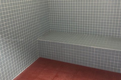 Condominio en venta en Lauderhill, Florida, 2 dormitorios, 106.65 m2 № 2024870 - foto 19