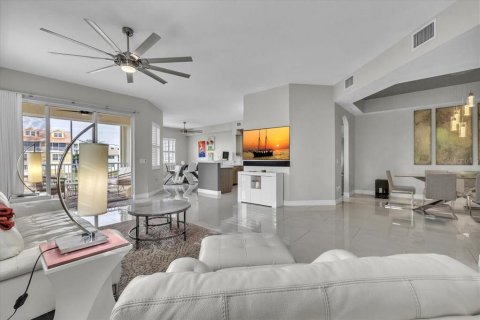 Condominio en venta en Punta Gorda, Florida, 3 dormitorios, 221.39 m2 № 2223533 - foto 6
