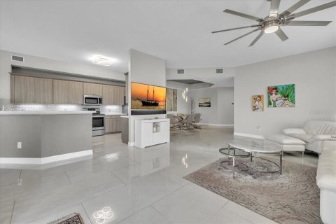 Condominio en venta en Punta Gorda, Florida, 3 dormitorios, 221.39 m2 № 2223533 - foto 7