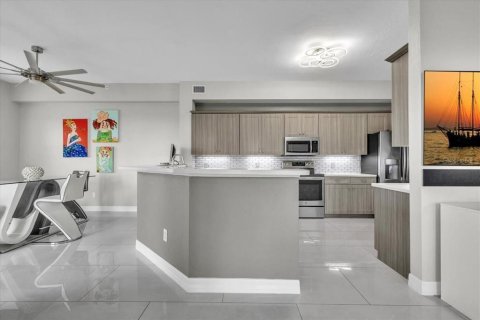 Condominio en venta en Punta Gorda, Florida, 3 dormitorios, 221.39 m2 № 2223533 - foto 10