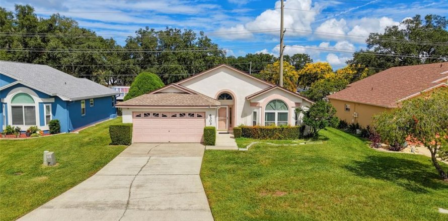 Villa ou maison à Lakeland, Floride 2 chambres, 124.02 m2 № 2405639