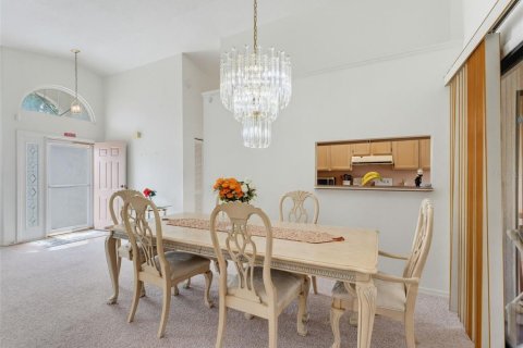 Villa ou maison à vendre à Lakeland, Floride: 2 chambres, 124.02 m2 № 2405639 - photo 10