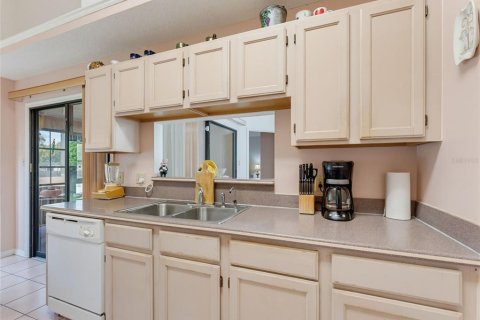 Villa ou maison à vendre à Lakeland, Floride: 2 chambres, 124.02 m2 № 2405639 - photo 14