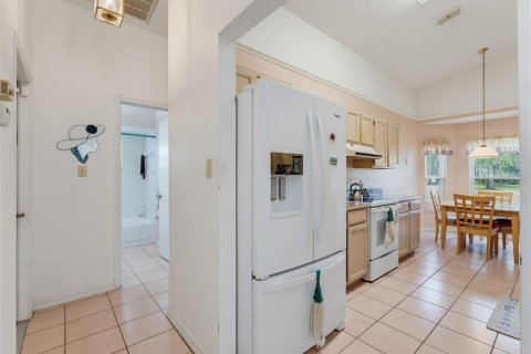 Villa ou maison à vendre à Lakeland, Floride: 2 chambres, 124.02 m2 № 2405639 - photo 11