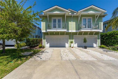Adosado en venta en Jacksonville Beach, Florida, 3 dormitorios, 170.1 m2 № 1734815 - foto 1