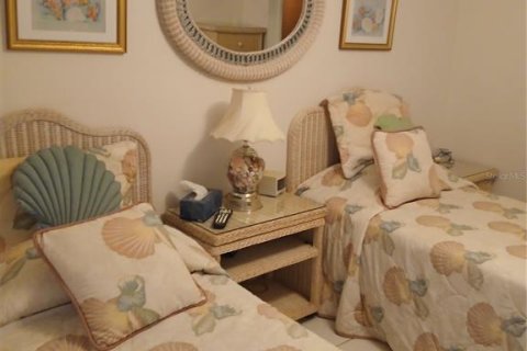 Condo in New Port Richey, Florida, 2 bedrooms  № 1780941 - photo 20