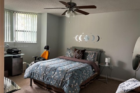 Снять в аренду кондоминиум в Плантация, Флорида 2 спальни, 90.12м2, № 1973348 - фото 10