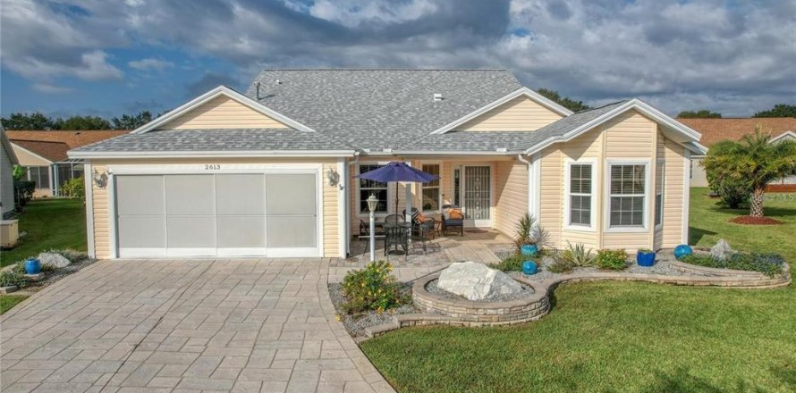 Villa ou maison à The Villages, Floride 3 chambres, 181.72 m2 № 2220120