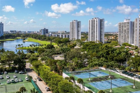 Condominio en venta en Aventura, Florida, 2 dormitorios, 150.69 m2 № 1854928 - foto 19