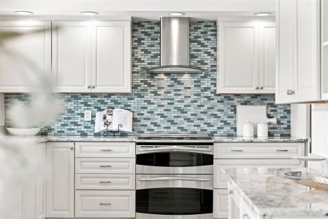 Купить виллу или дом в Галфпорта, Флорида 8 комнат, 324.97м2, № 2306039 - фото 10