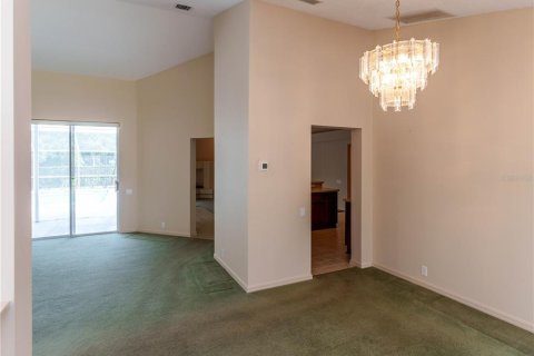 Villa ou maison à vendre à New Port Richey, Floride: 4 chambres, 224.82 m2 № 2323274 - photo 16