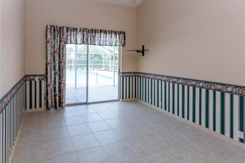 Villa ou maison à vendre à New Port Richey, Floride: 4 chambres, 224.82 m2 № 2323274 - photo 22