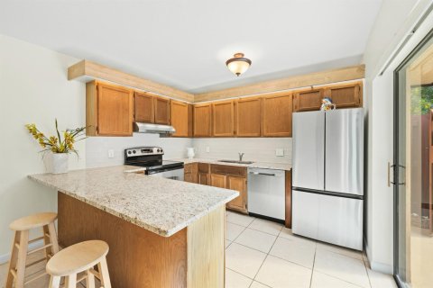 Touwnhouse à vendre à Stuart, Floride: 2 chambres, 119.66 m2 № 2375056 - photo 9