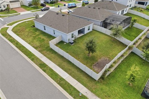 House in ARDMORE RESERVE in Minneola, Florida 4 bedrooms, 168.8 sq.m. № 2394277 - photo 7