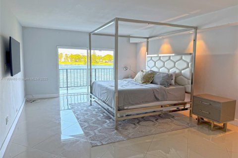 Copropriété à louer à Miami, Floride: 4 chambres, 231.79 m2 № 1957178 - photo 14