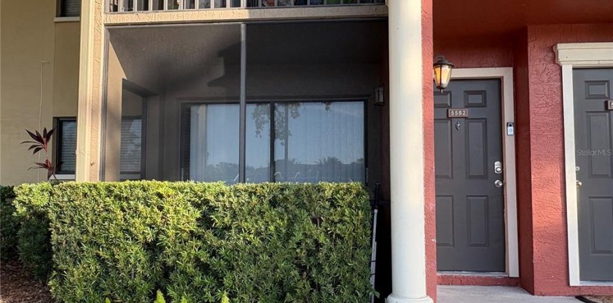 Condominio en Tampa, Florida, 2 dormitorios  № 2109646