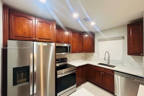 Купить виллу или дом в Лодерхилл, Флорида 3 спальни, 101.17м2, № 1922324 - фото 5