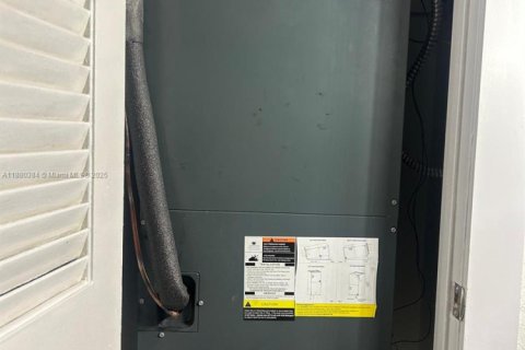 Купить виллу или дом в Лодерхилл, Флорида 3 спальни, 101.17м2, № 1922324 - фото 24