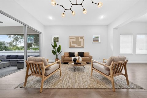 Casa en venta en Orlando, Florida, 4 dormitorios, 253.16 m2 № 2314397 - foto 23