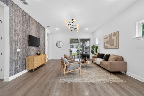Casa en venta en Orlando, Florida, 4 dormitorios, 253.16 m2 № 2314397 - foto 20