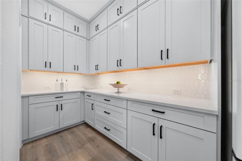 Casa en venta en Orlando, Florida, 4 dormitorios, 253.16 m2 № 2314397 - foto 14