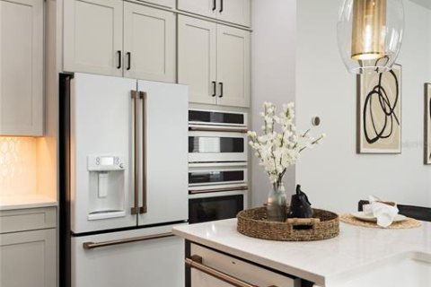 Casa en venta en Orlando, Florida, 4 dormitorios, 253.16 m2 № 2314397 - foto 13