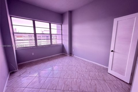 Condo in Aventura, Florida, 2 bedrooms  № 2186100 - photo 16