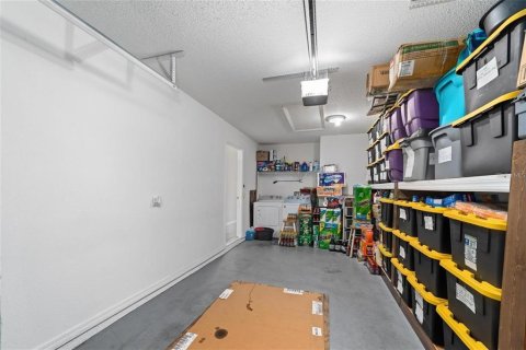 Immobilier commercial à vendre à Poinciana, Floride: 6 chambres, 221.85 m2 № 2208609 - photo 20