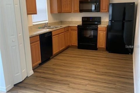 Immobilier commercial à vendre à Poinciana, Floride: 6 chambres, 221.85 m2 № 2208609 - photo 25