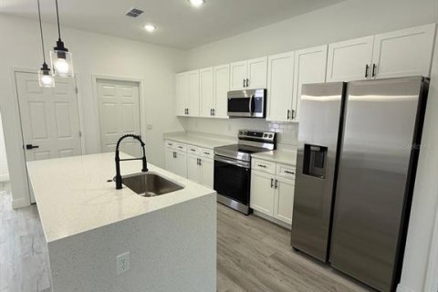 House in Ocala, Florida 4 bedrooms, 160.72 sq.m. № 1815079 - photo 8