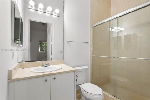 Condo in Aventura, Florida, 3 bedrooms  № 2008077 - photo 14