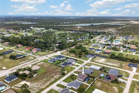 Villa ou maison à vendre à Cape Coral, Floride: 3 chambres, 153.57 m2 № 2277156 - photo 3