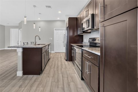 Villa ou maison à vendre à Cape Coral, Floride: 3 chambres, 153.57 m2 № 2277156 - photo 11