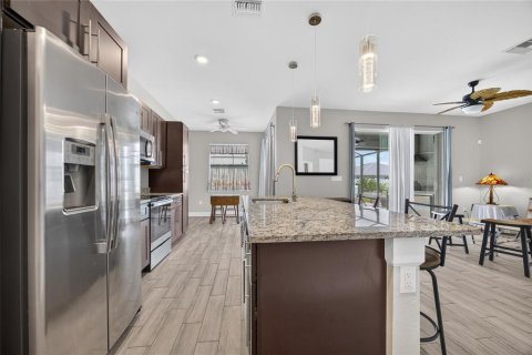 Villa ou maison à vendre à Cape Coral, Floride: 3 chambres, 153.57 m2 № 2277156 - photo 10