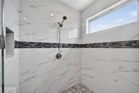Villa ou maison à vendre à Cape Coral, Floride: 3 chambres, 153.57 m2 № 2277156 - photo 22
