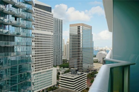 Condo in Miami, Florida, 1 bedroom  № 2083615 - photo 24